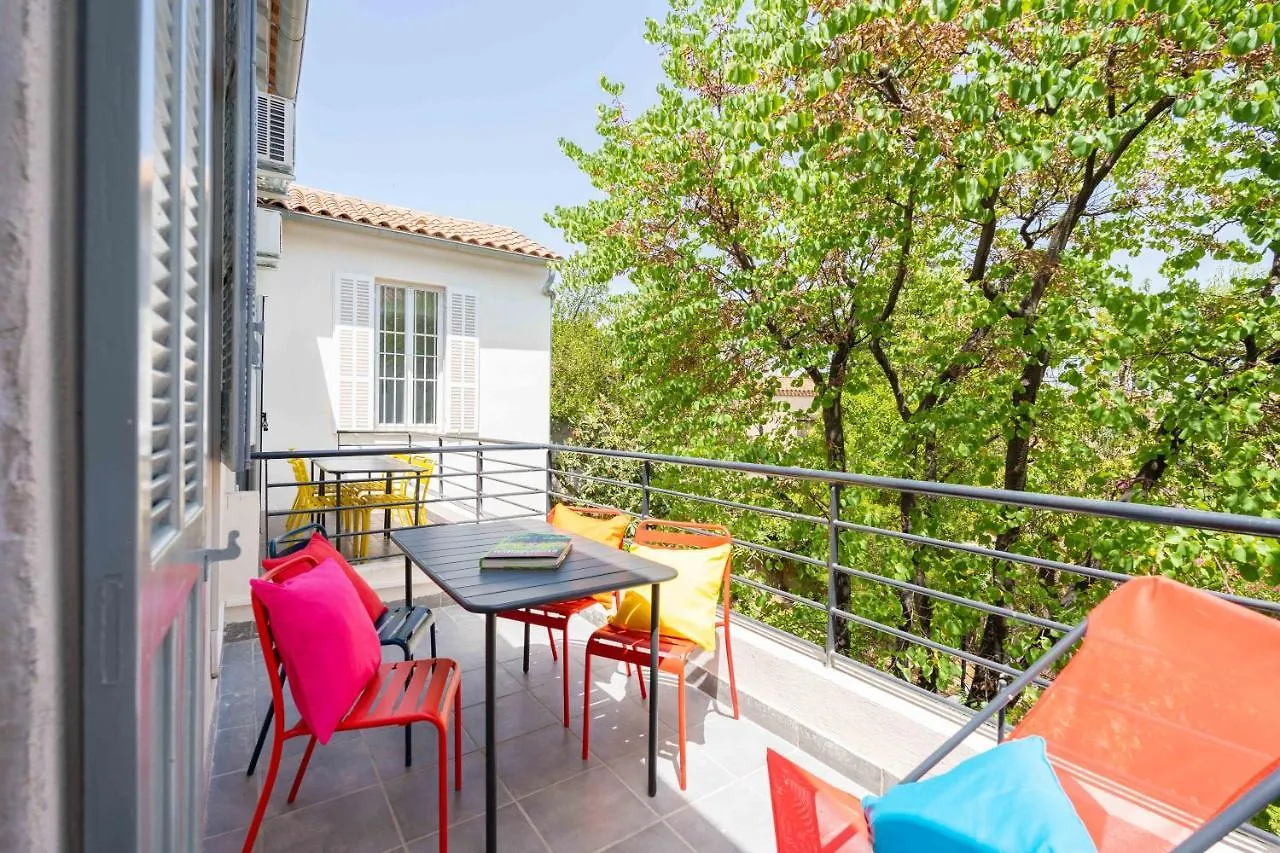 Le Complexe Concorde - 3 Apartments 16 Pers Velodrome Terrasse Clim 마르세유 게스트하우스