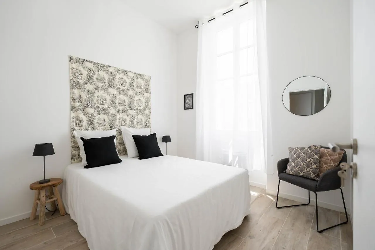 Le Complexe Concorde - 3 Apartments 16 Pers Velodrome Terrasse Clim 마르세유 게스트하우스