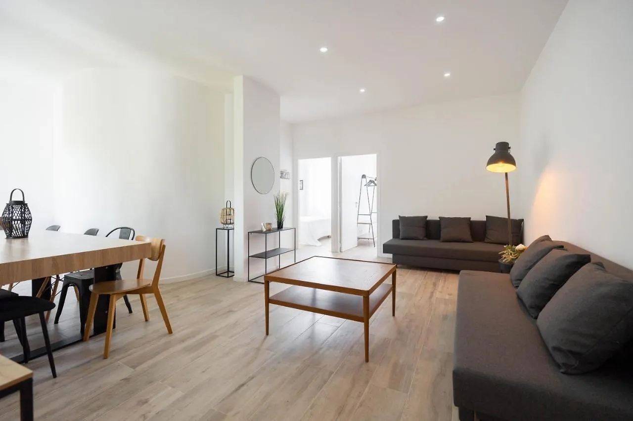 게스트하우스 Le Complexe Concorde - 3 Apartments 16 Pers Velodrome Terrasse Clim 마르세유